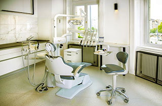 dentist in Hungary